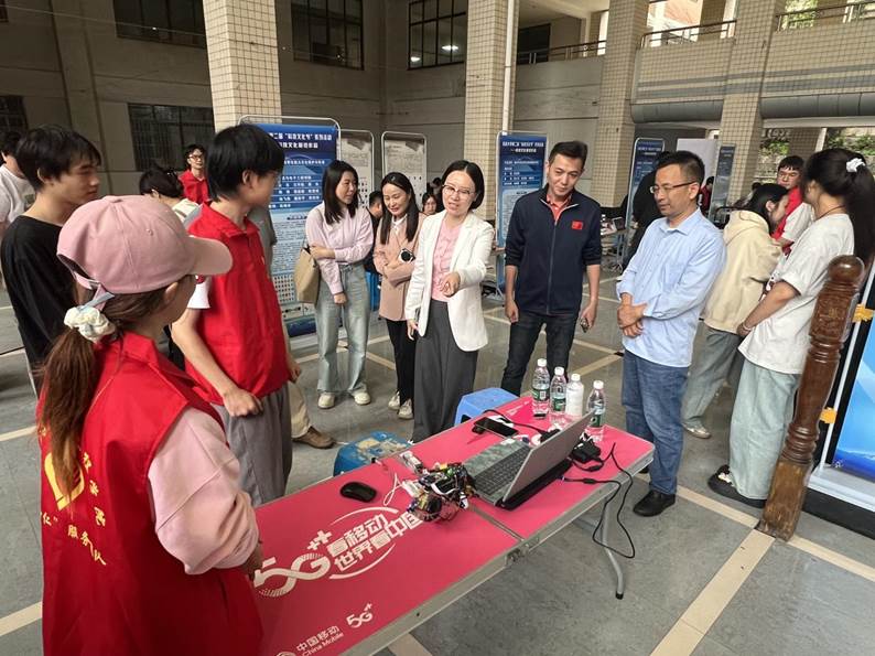 7e8a5ce7aae2aa7a2e8b8bb84fc8f90