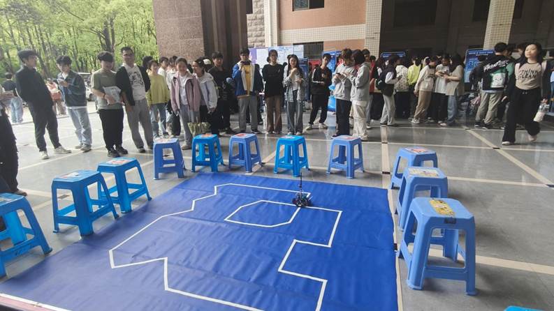 446f2b17236b4f44df8e113e1405e4b